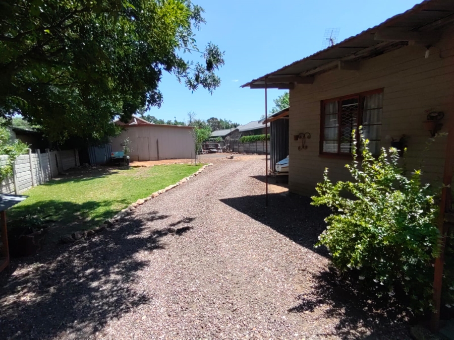 4 Bedroom Property for Sale in Parys Free State